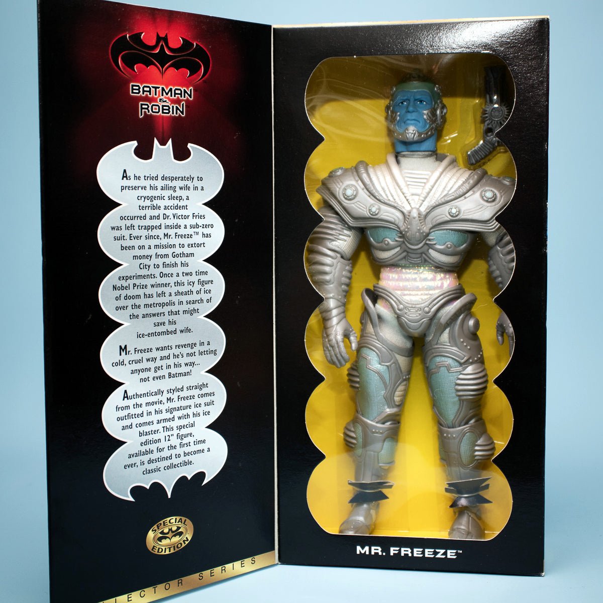 1997 Kenner MR FREEZE Vintage 12" Batman & Robin Movie Action Figure MIB - DT Collectable Toys