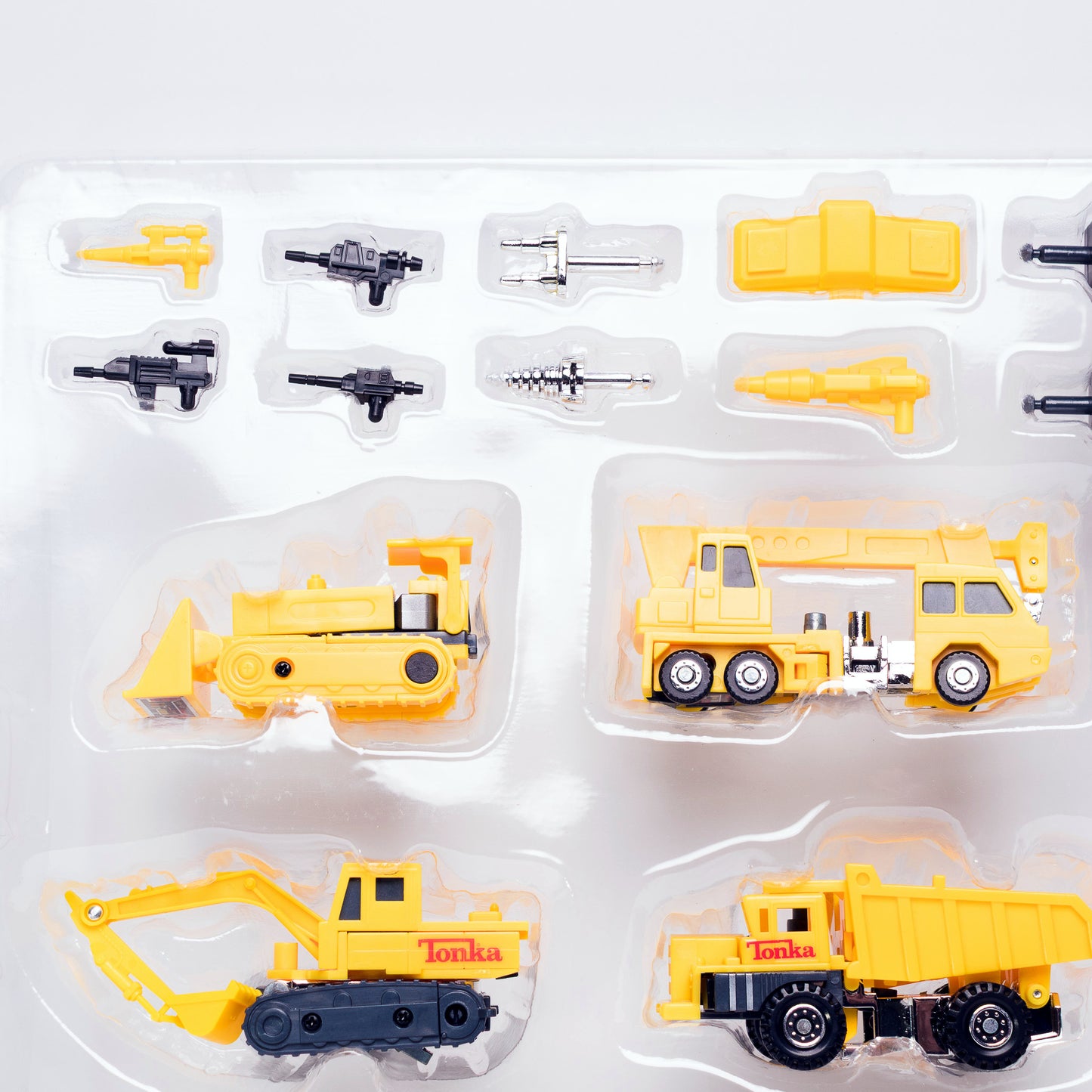 Transformers Collaborative TONKANATOR Heroic Autobot Tonka Hasbro 2022 Boxed