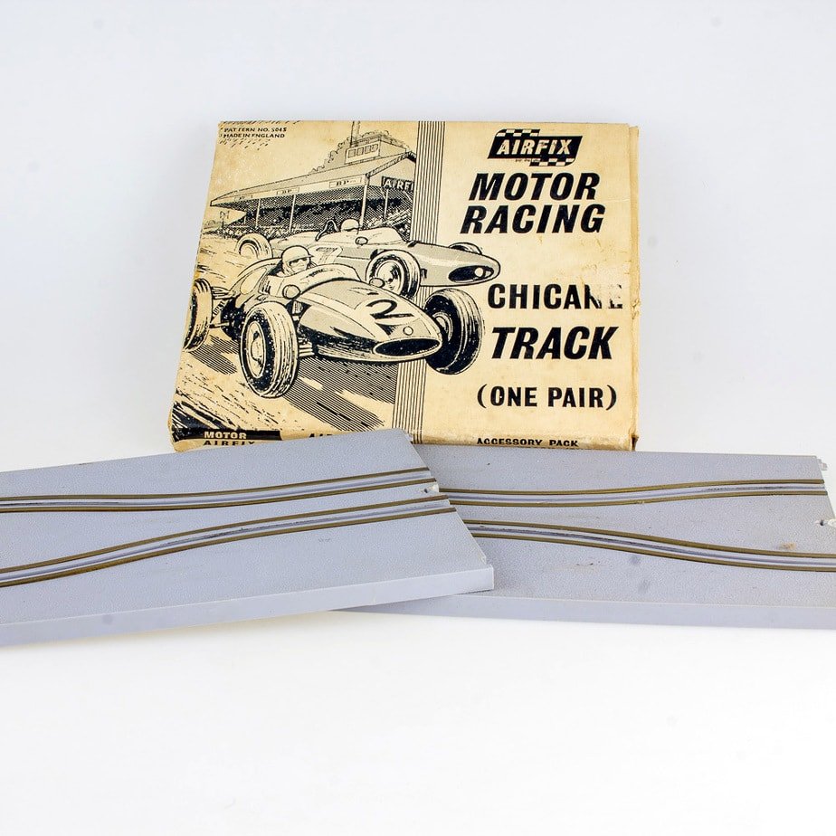 Airfix 5045 Chicane Motor Racing Track 1/32 Scale