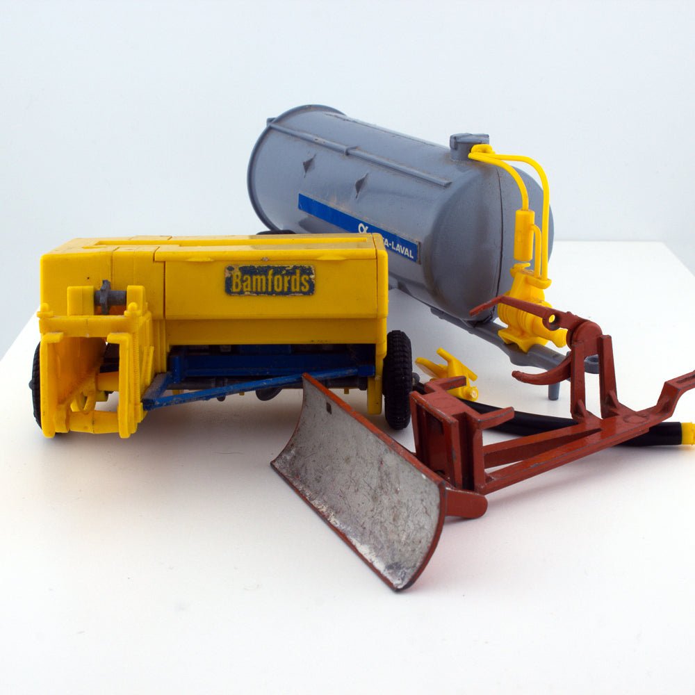 Britains Muledozer Baler& Tanker 1:32 Scale Farm Implements for Spares or Repair