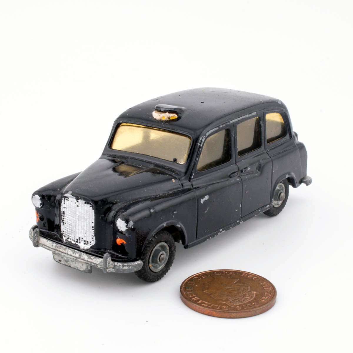 Budgie Toys 101 London Taxi Cab For H.Seener Ltd Very Good Loose Diecast Model - DT Collectable Toys