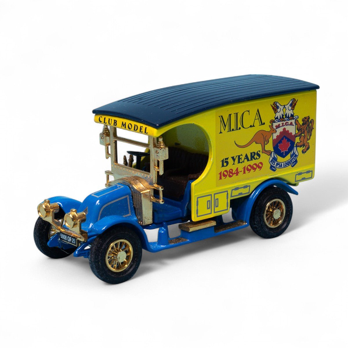 Code 2 1999 Matchbox 15th Anniversary MICA Conv Y25 Renault Van Mint