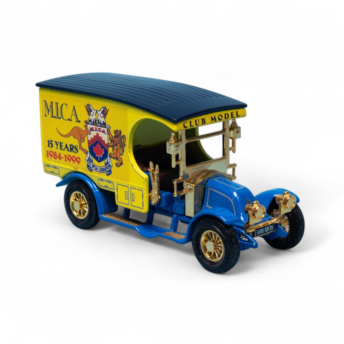 Code 2 1999 Matchbox 15th Anniversary MICA Conv Y25 Renault Van Mint