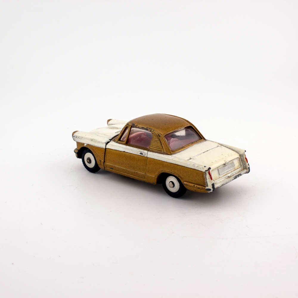 Corgi Toys 231 Triumph Herald Coupe, Excellent Condition Diecast Model