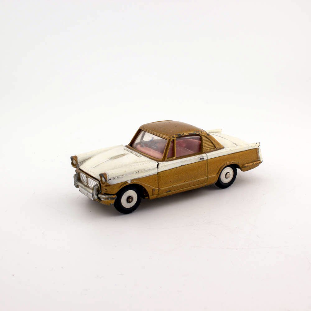 Corgi Toys 231 Triumph Herald Coupe, Excellent Condition Diecast Model