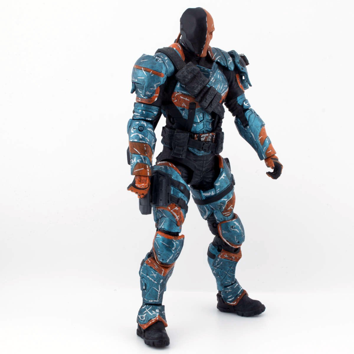 DC Collectibles Deathstroke Batman Arkham Origins 2014 Figure Near Mint - DT Collectable Toys