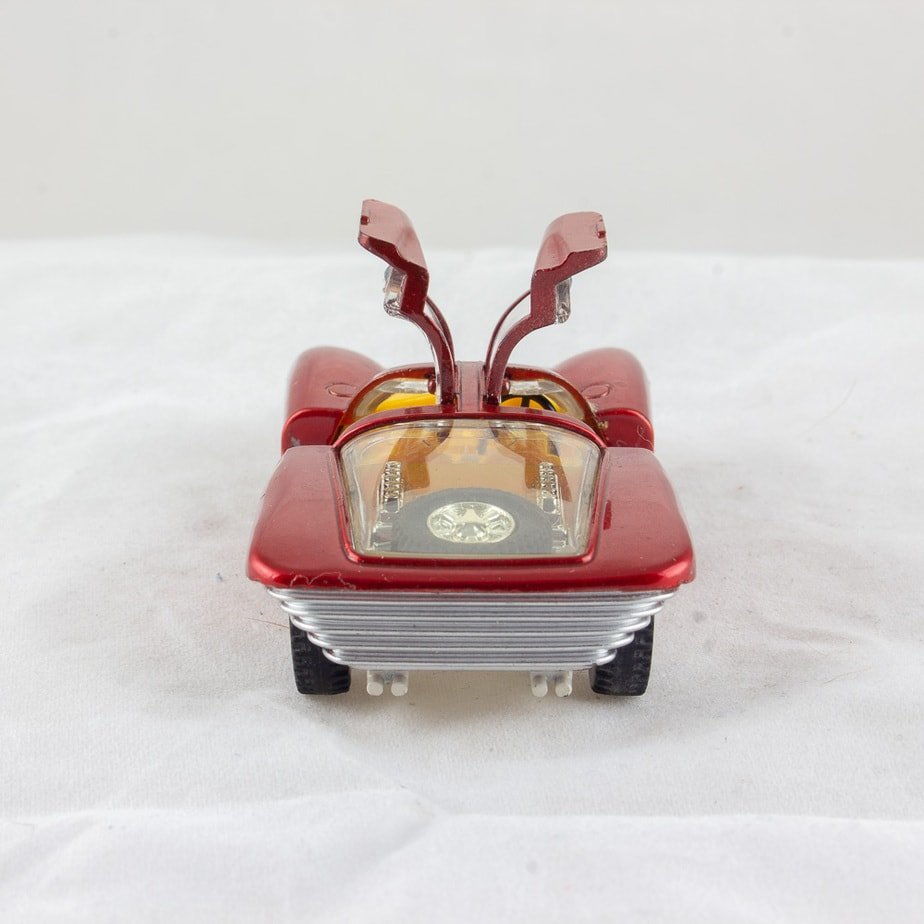 Dinky Toys 220 Ferrari P5 Sports Car