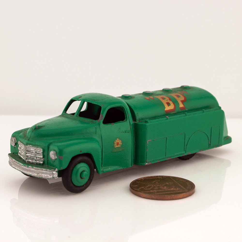 Dinky Toys 30p/442 Studebaker Petrol Tanker Vintage Diecast Model Repainted