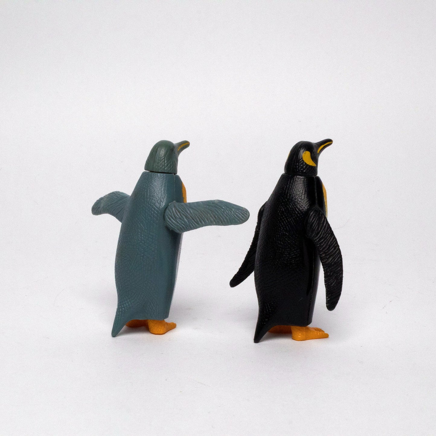Kenner 1992 Batman Returns PENGUIN COMMANDOS DC Comics Action Figure Pre - Owned Picture 4