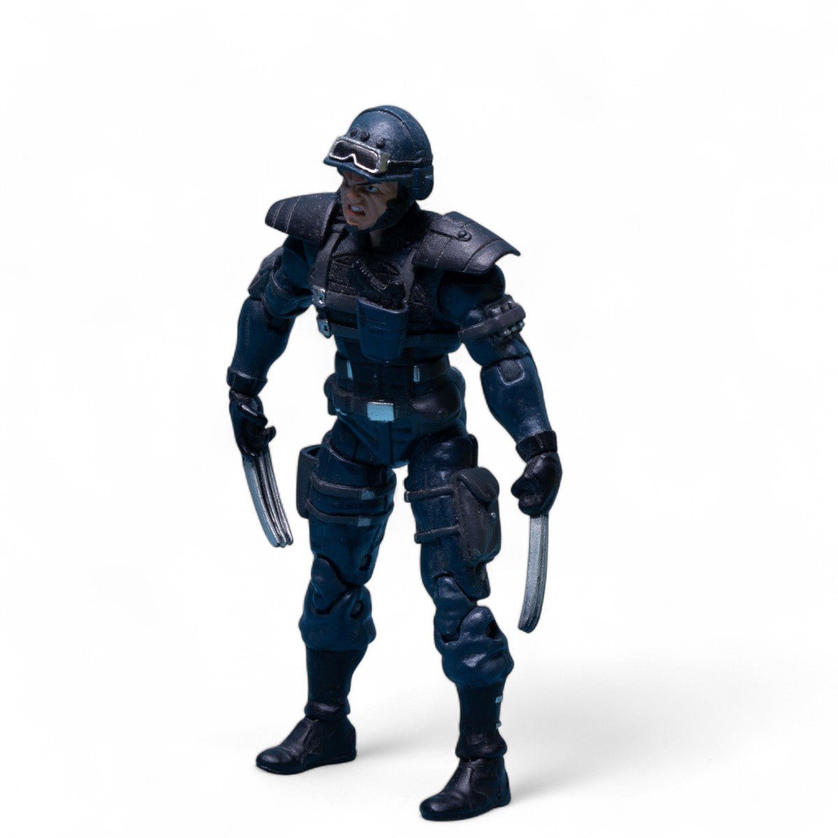Marvel X - Men Origins Strike Mission WOLVERINE Action Figure