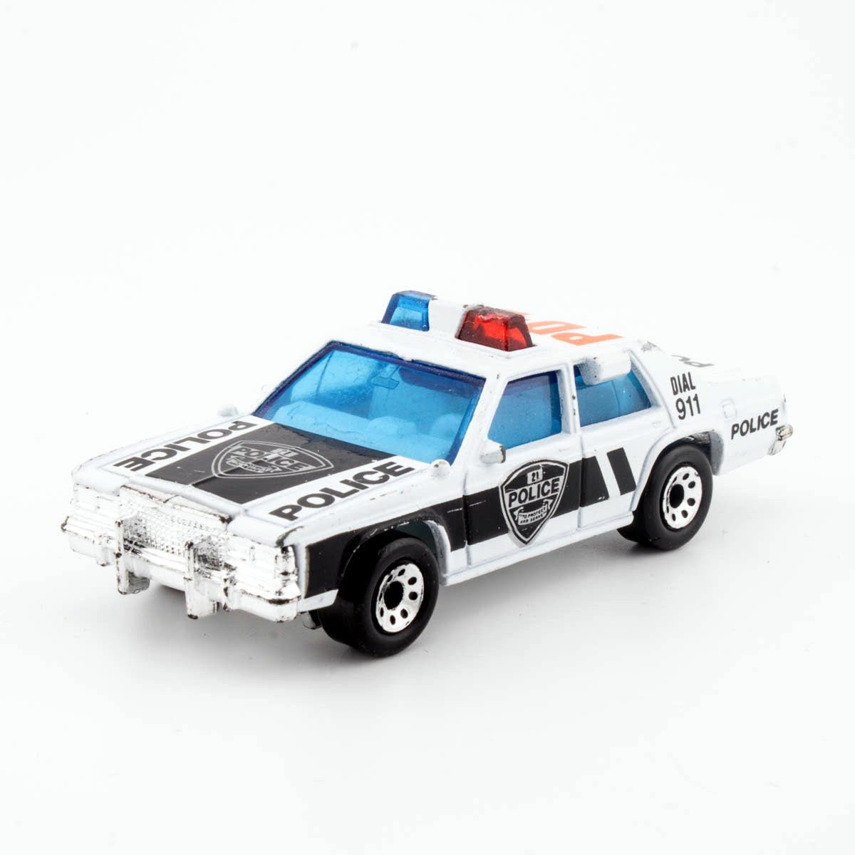 Matchbox Intl. MB51 FORD LTD POLICE CAR Exc. Vintage Diecast Model Vehicle (A) - DT Collectable Toys