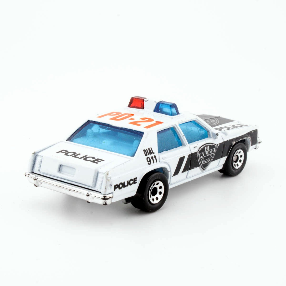 Matchbox Intl. MB51 FORD LTD POLICE CAR Exc. Vintage Diecast Model Vehicle (B) - DT Collectable Toys