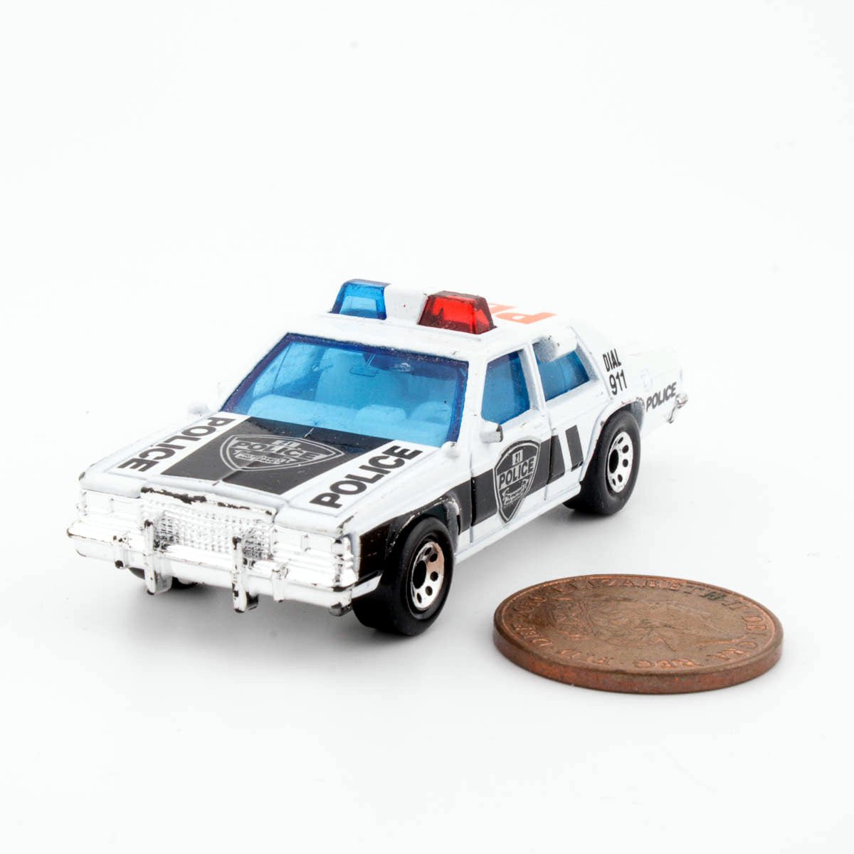 Matchbox Intl. MB51 FORD LTD POLICE CAR Exc. Vintage Diecast Model Vehicle (B) - DT Collectable Toys