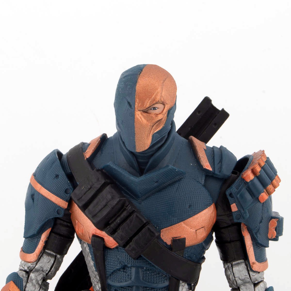 McFarlane Toys Deathstroke (Arkham Origins) DC Multiverse Superb Action Figure - DT Collectable Toys