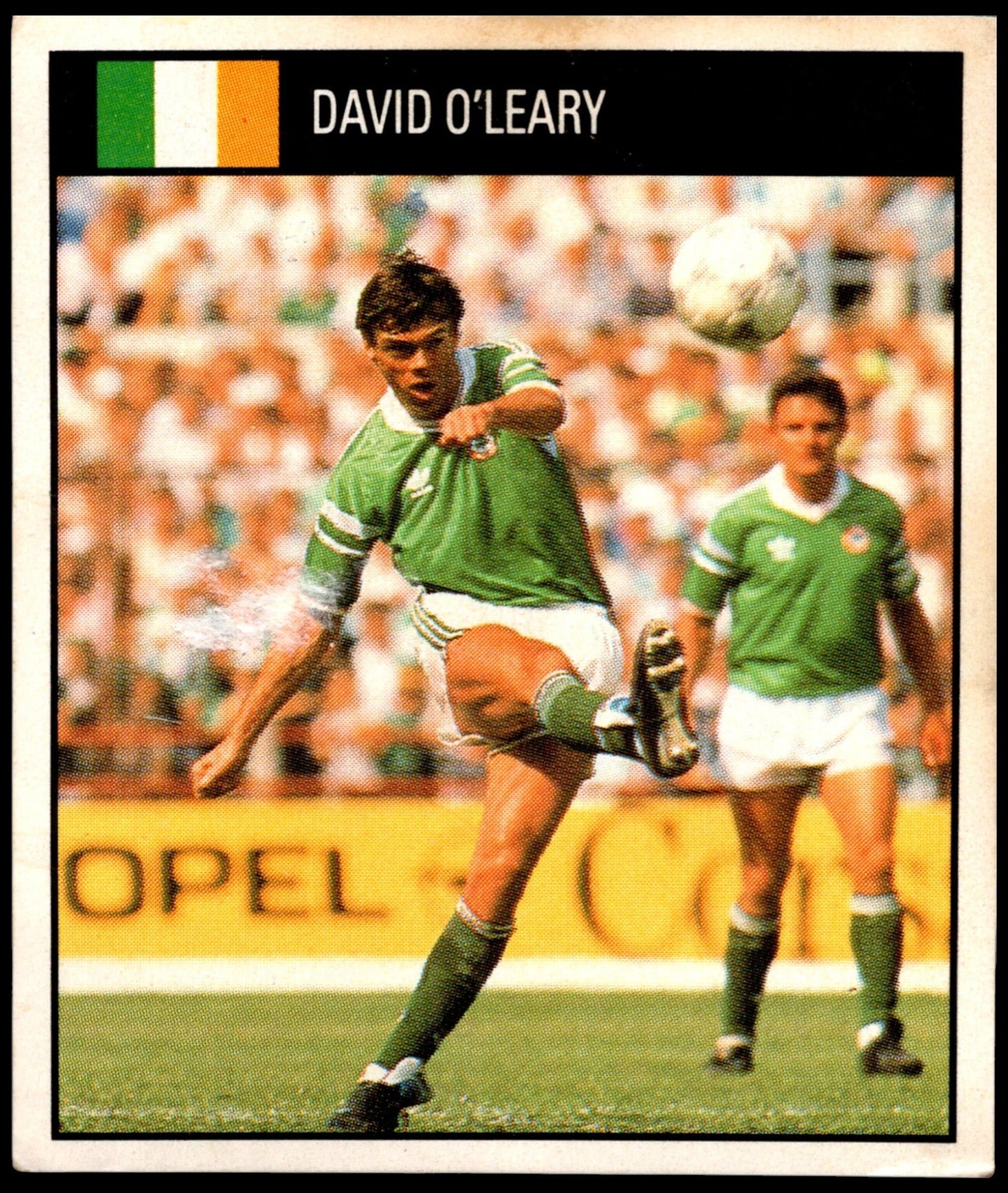 Orbis Publications FIFA ITALIA 90 World Cup Select Stickers from No. 100 - 199