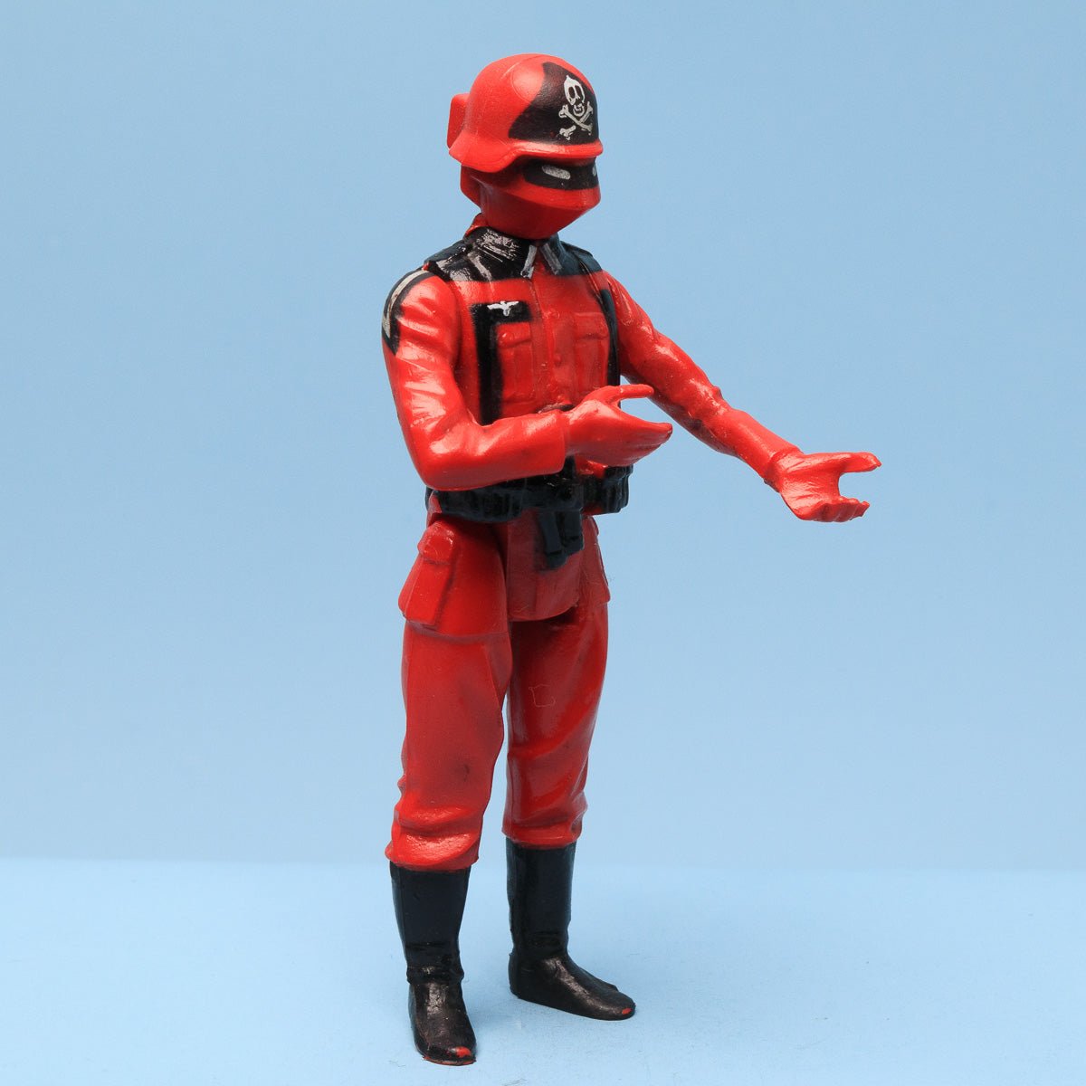 Palitoy Action Force The Red Shadows Red Shadow 1983 Excellent Action Figure - DT Collectable Toys