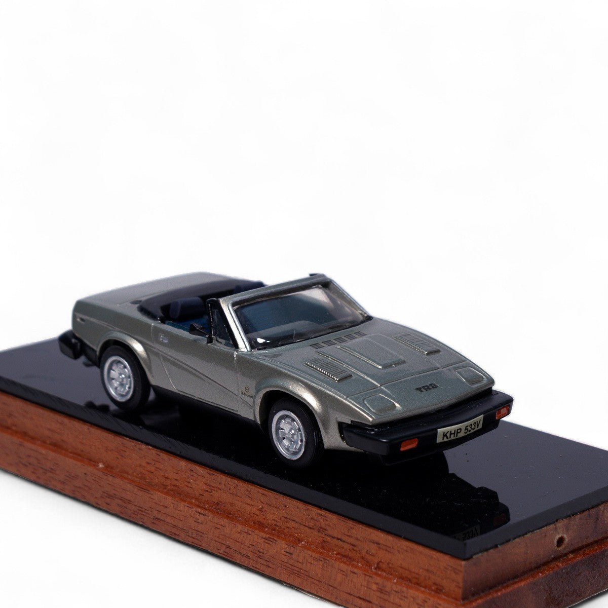 RAE Models 1/43 Scale Triumph TR8 Convertible APO003 White Metal Mint & Boxed