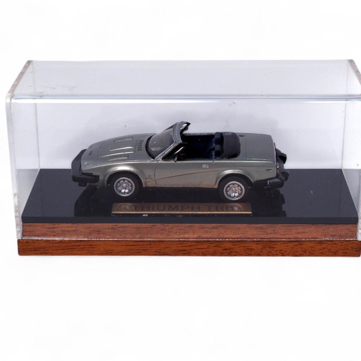 RAE Models 1/43 Scale Triumph TR8 Convertible APO003 White Metal Mint & Boxed