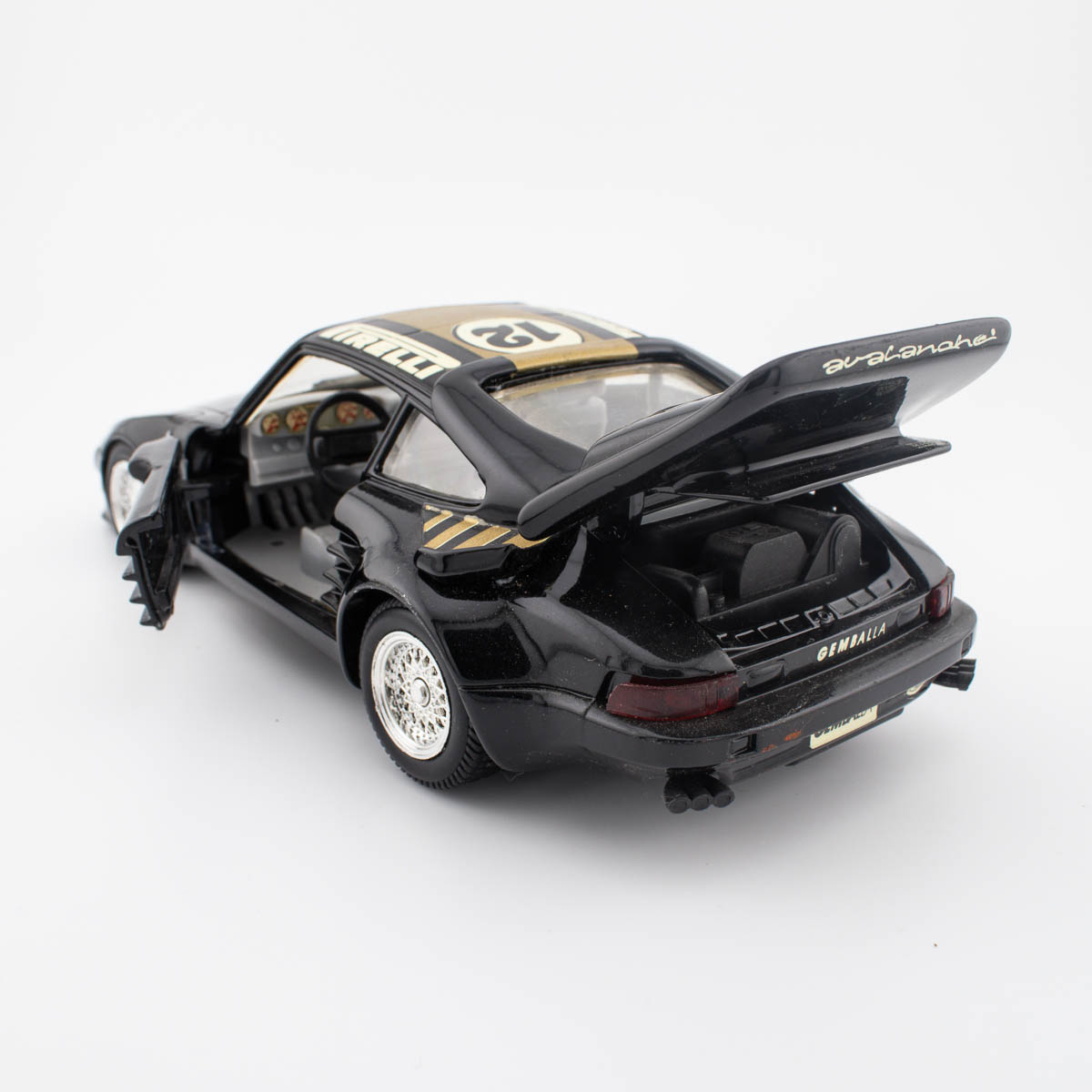 Revell No.8710 1/24 Scale PORSCHE GEMBALLA AVALANCHE Excellent Diecast Model - DT Collectable Toys