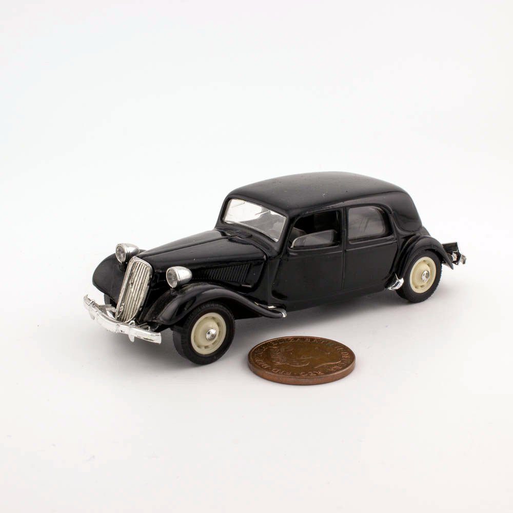 Solido Age d'or 4032 1/43 Scale Citroen 15 Six 1939, Near Mint Condition