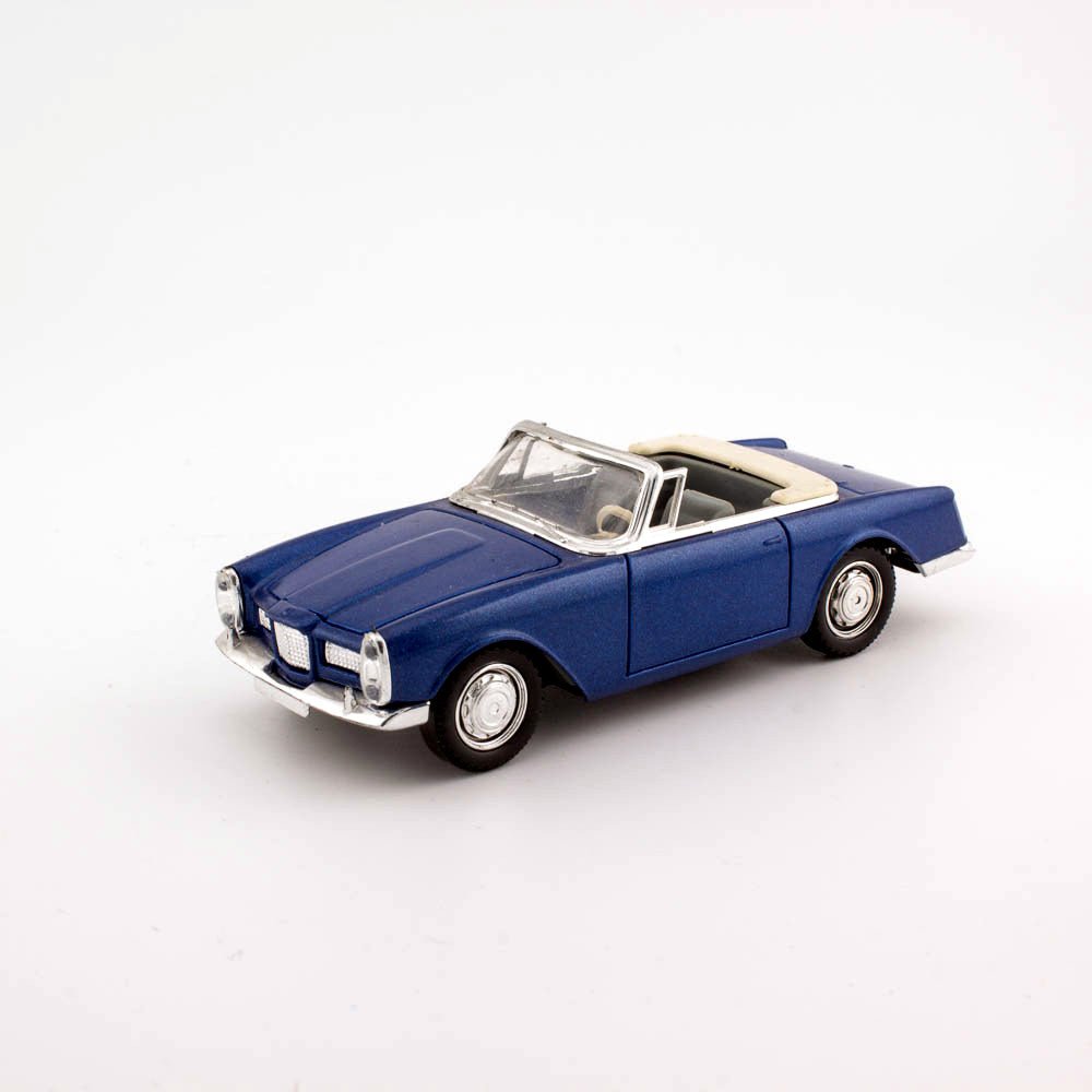 Solido Age d'or 4515 1/43 Scale Facel Vega Convertible, Near Mint Condition Picture 1