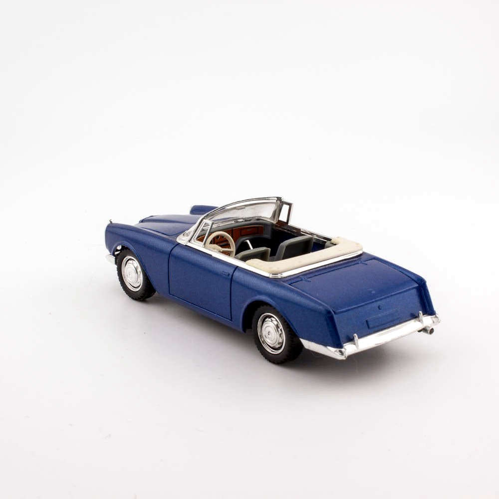 Solido Age d'or 4515 1/43 Scale Facel Vega Convertible, Near Mint Condition Picture 3
