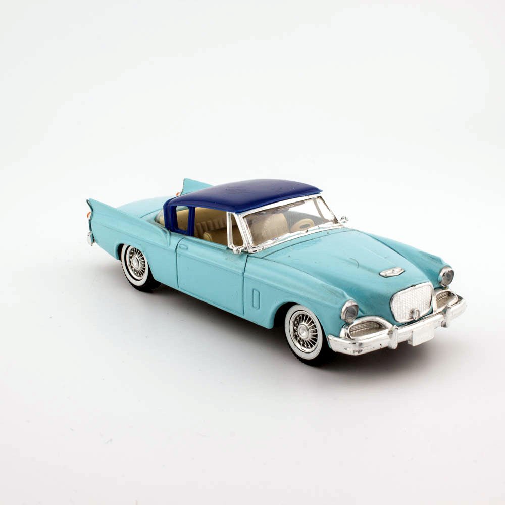 Solido Age d'or 4521 1/43 Scale Studebaker 1957 Silver Hawk, Near Mint Condition