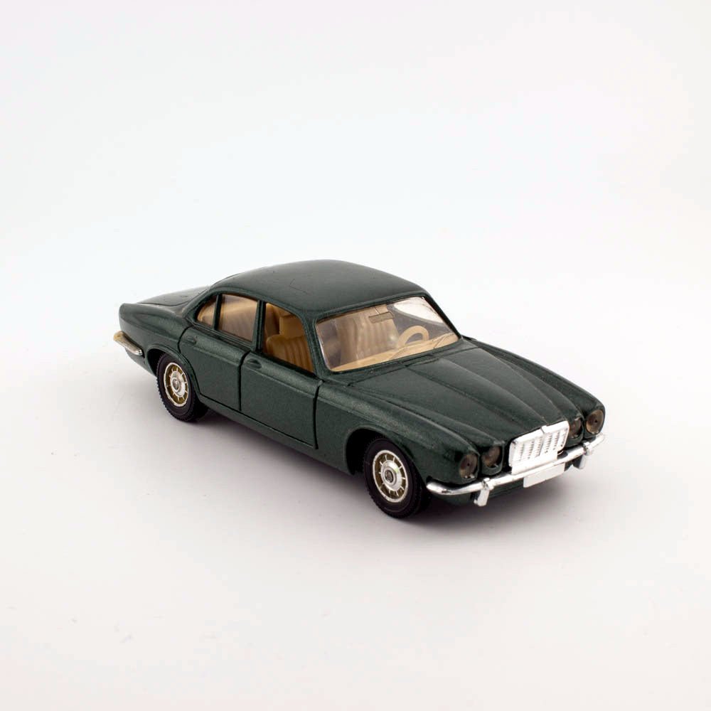 Solido HI - FI 43 1501 1/43 Scale Jaguar XJ 12, Near Mint Condition