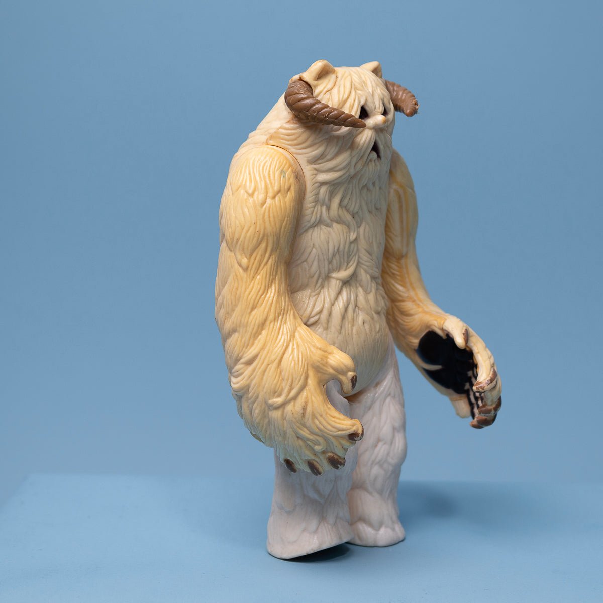 Vintage 1981 HOTH WAMPA Kenner Star Wars Hong Kong Action Figure Very Good - DT Collectable Toys