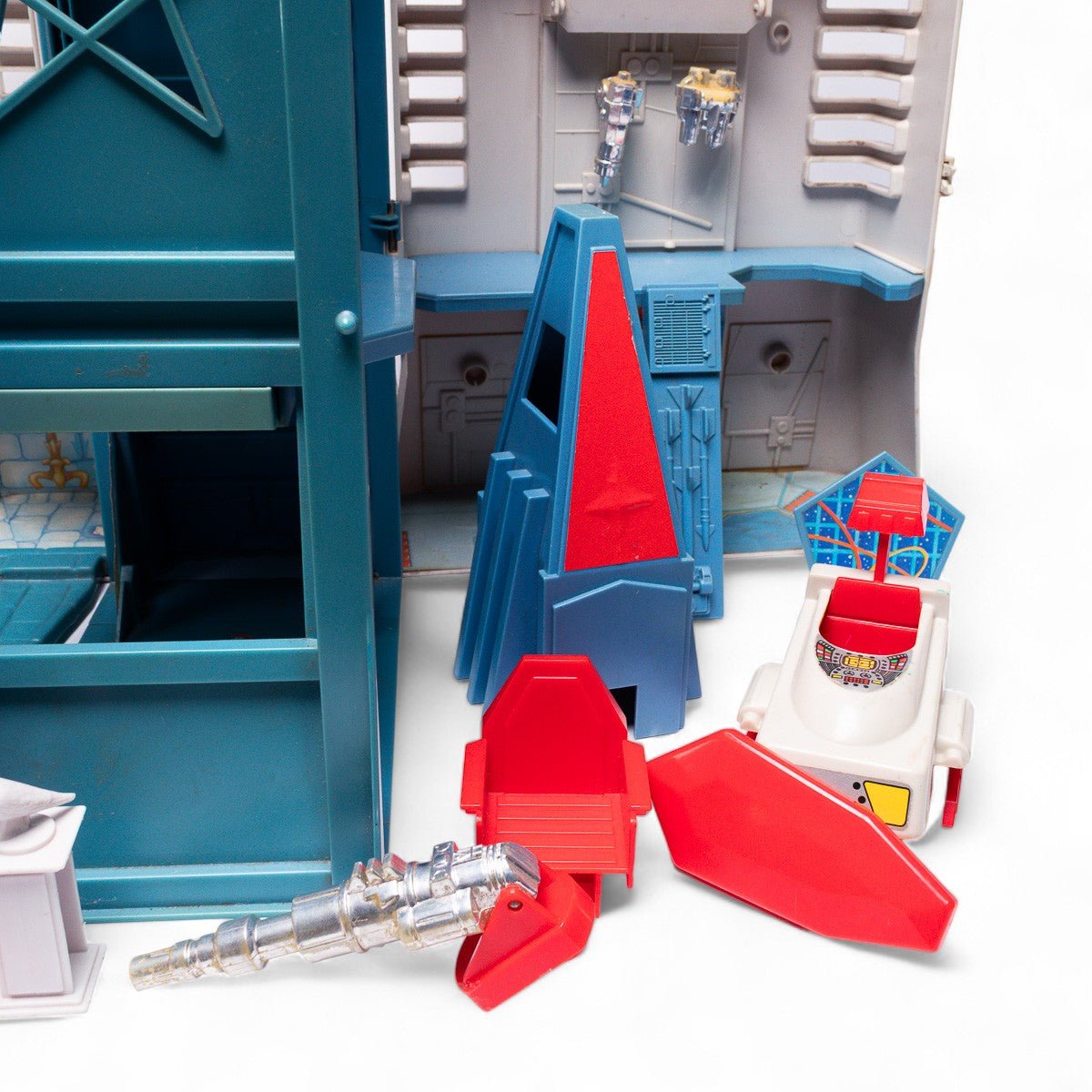 Vintage 1984 Panosh Place Voltron Castle of Lions Playset Complete & Excellent Action Figure Playset Picture 4