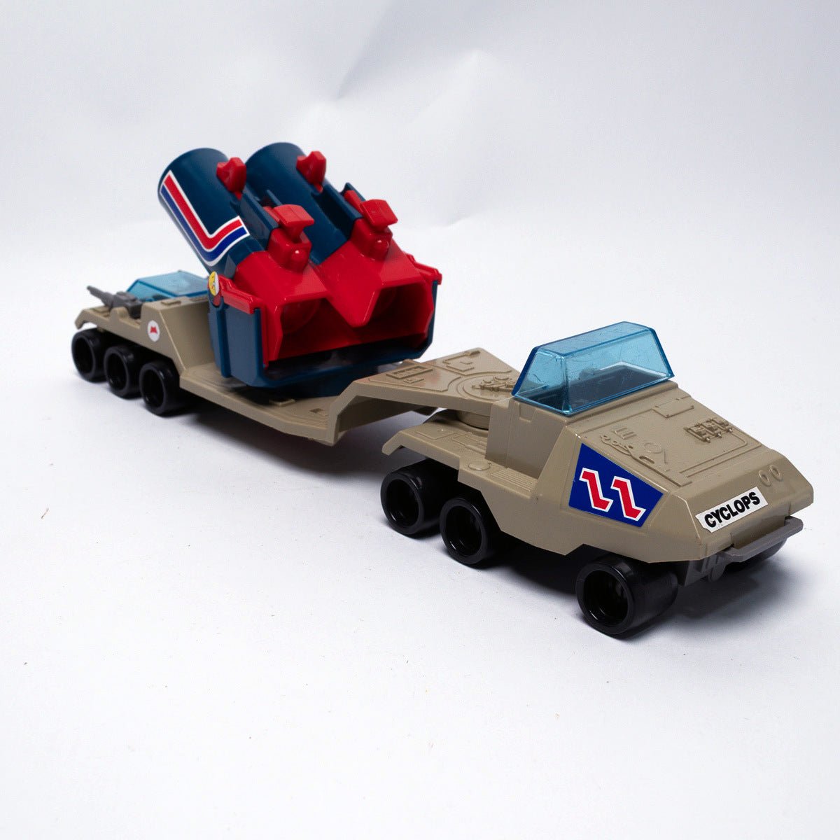 Vintage 1987 Bluebird Toys Manta Force Cyclops Ground Assault Vehicle Excellent