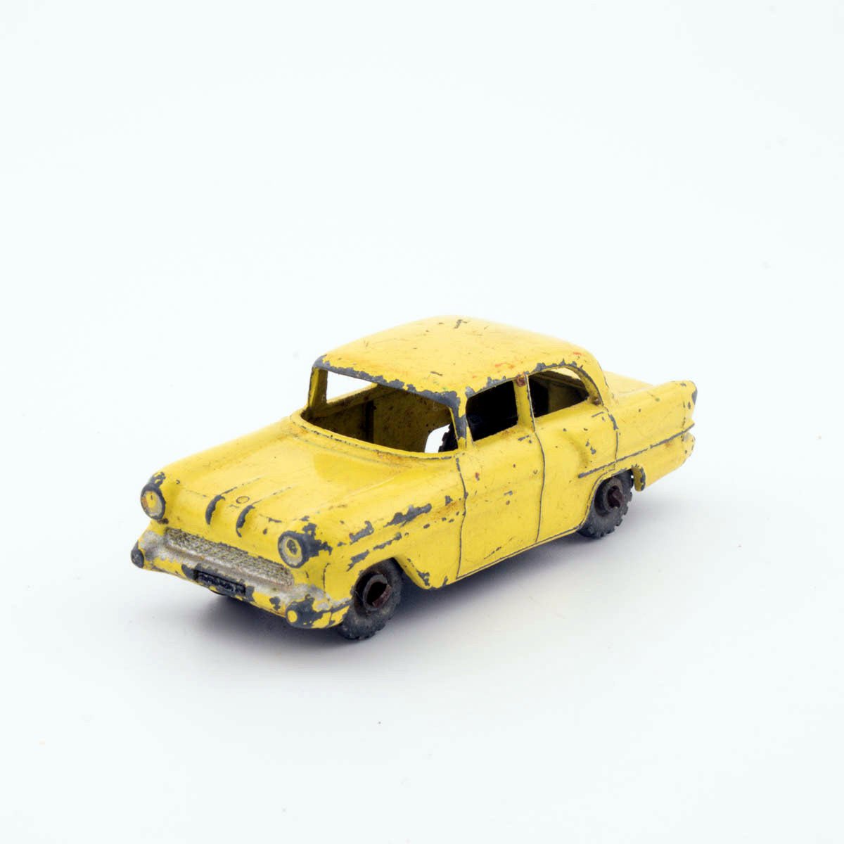 Vintage Lesney Matchbox 1 - 75 Series 45a VAUXHALL VICTOR Very Good Diecast Model - DT Collectable Toys