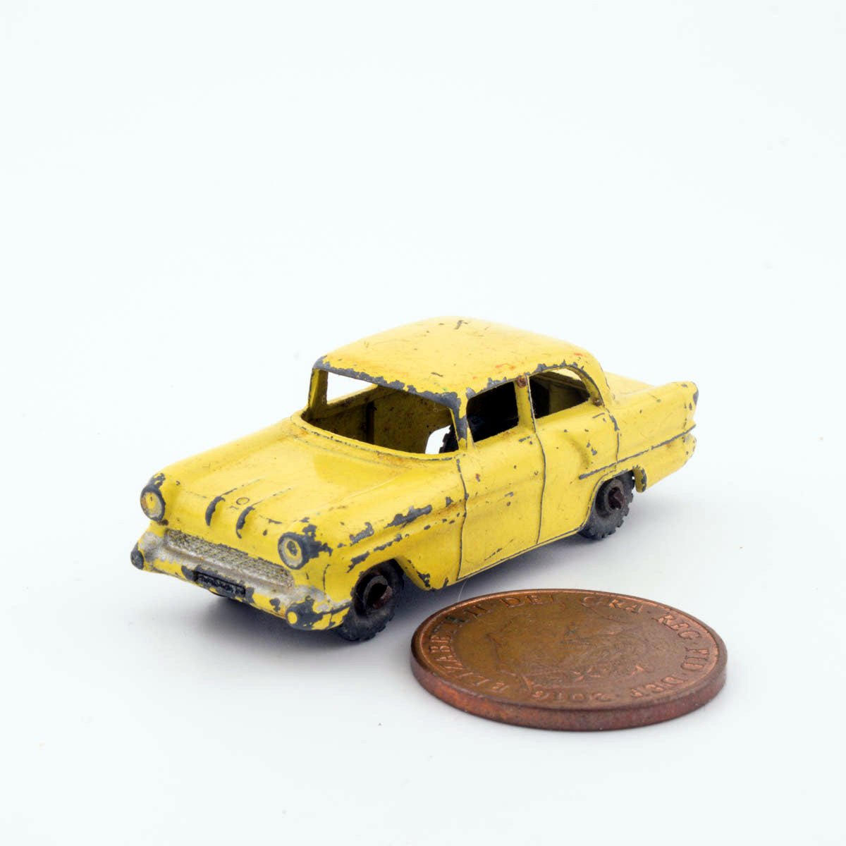 Vintage Lesney Matchbox 1 - 75 Series 45a VAUXHALL VICTOR Very Good Diecast Model - DT Collectable Toys