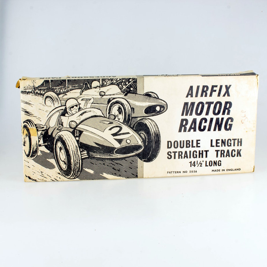 Airfix 5056 Double Length Straight Motor Racing Track 1/32 Scale