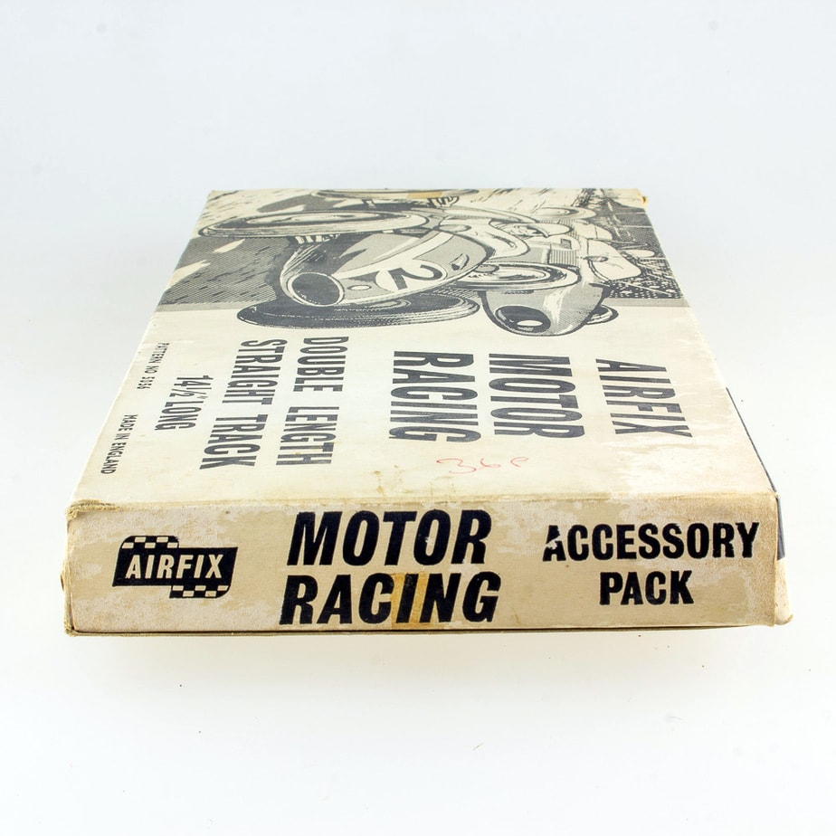 Airfix 5056 Double Length Straight Motor Racing Track 1/32 Scale