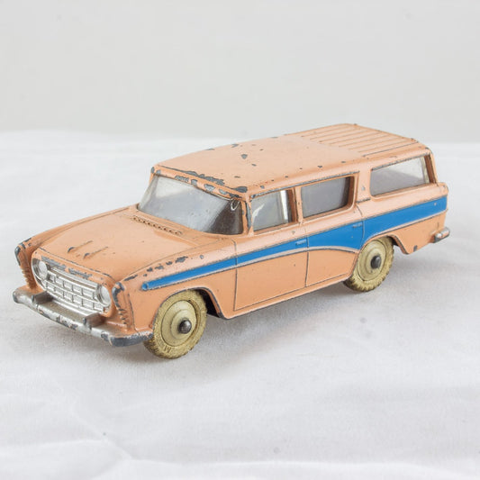 Dinky Toys 173 Nash Rambler in excellent condition