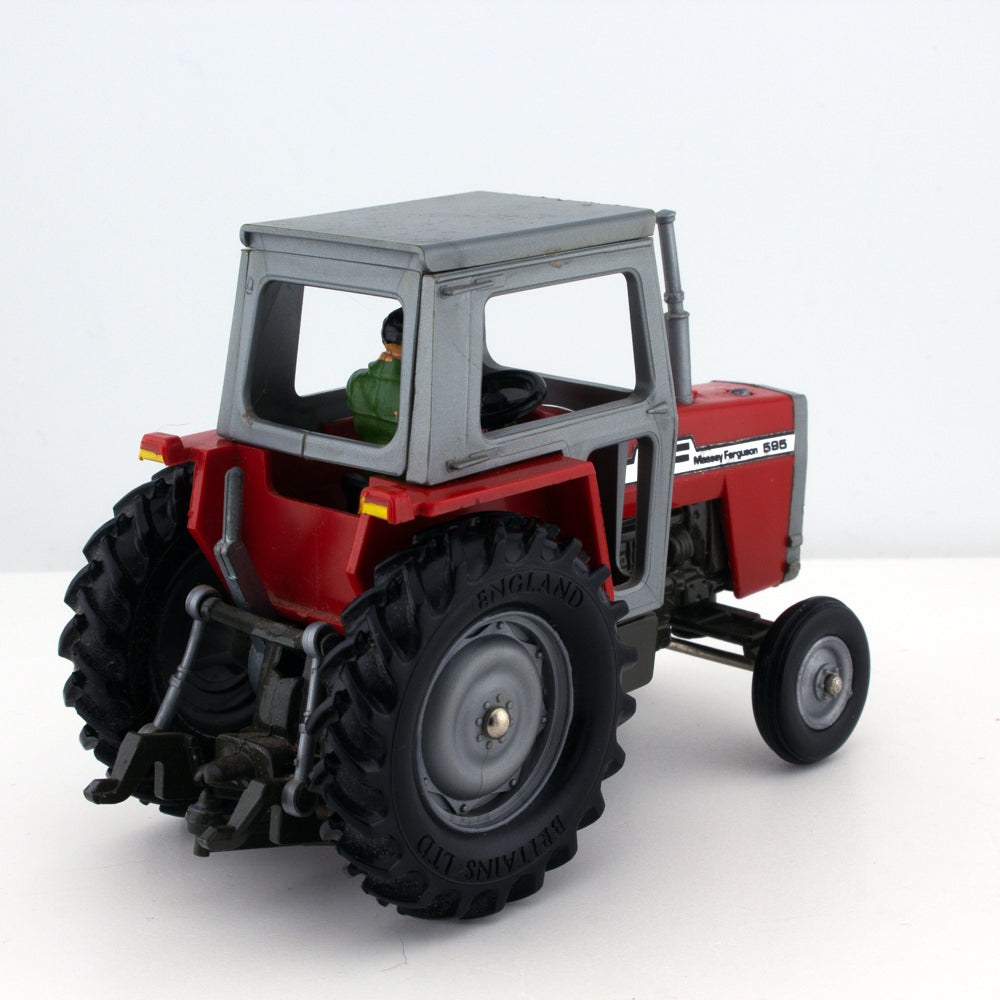 Britains 9552 Massey Ferguson 595 & Front & Rear Attachments 1:32 Scale Tractor