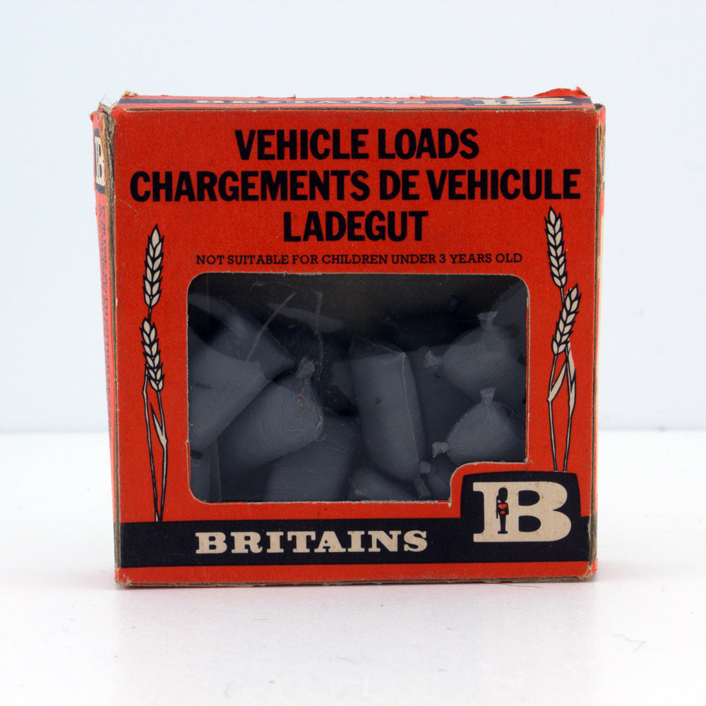 Britains 1741 Vehicle Loads, 1:32 Scale Farm Box of 12 Sacks, Excellent