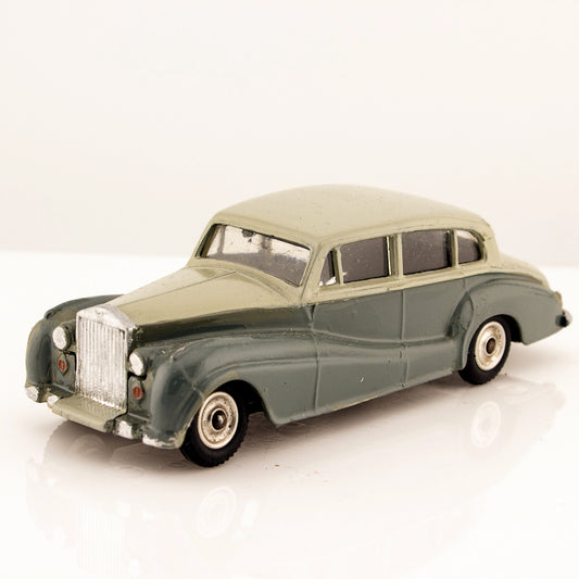 Dinky Toys 150 Rolls Royce Silver Wraith Excellent Vintage Restored Diecast Car