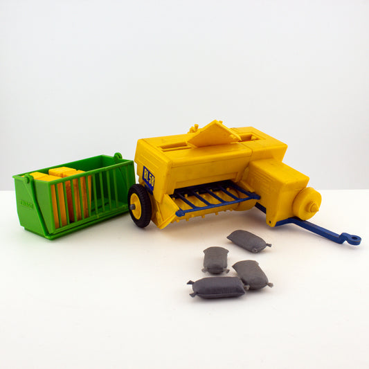 Britains Hay Baler & Transport Box, 1:32 Scale Farm Both for Spares or Repairs