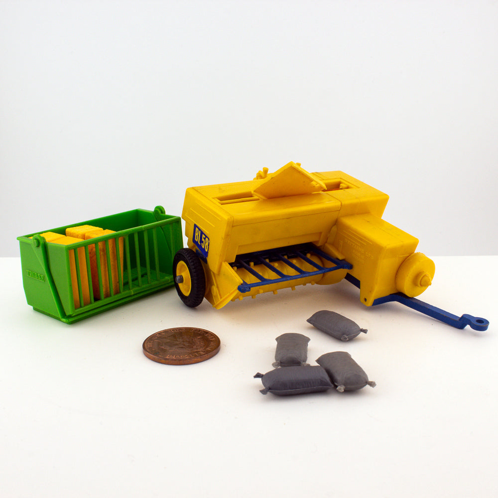 Britains Hay Baler & Transport Box, 1:32 Scale Farm Both for Spares or Repairs