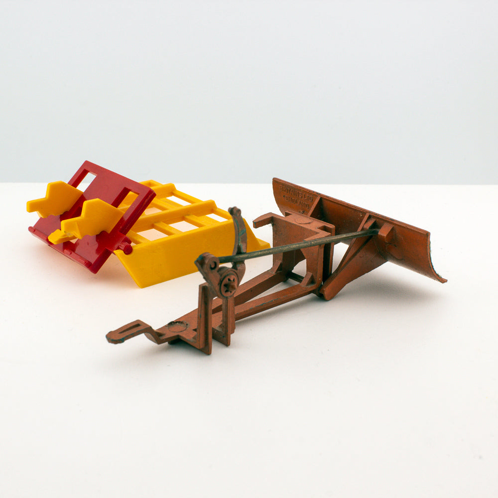 Britains Farm Implements, Muledozer & Bale Grab, 1:32 Scale, Excellent
