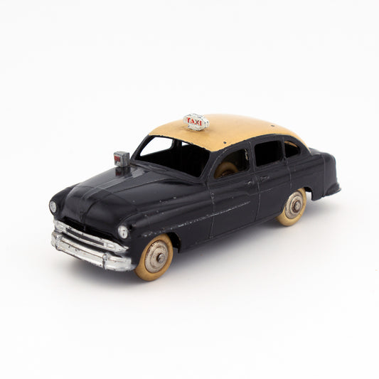 French Dinky Toys 24XT Ford Vedette Taxi Excellent, Superb Vintage Diecast Model