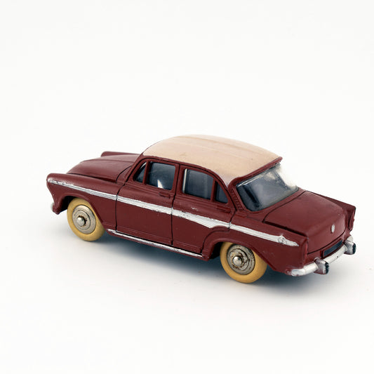 French Dinky Toys 544 Simca Aronde P60, Excellent+ Superb Vintage Diecast Model