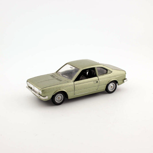 Solido gam 1 No 52 1/43 Scale Lancia 'Beta' Coupe 1800, Excellent Diecast Model