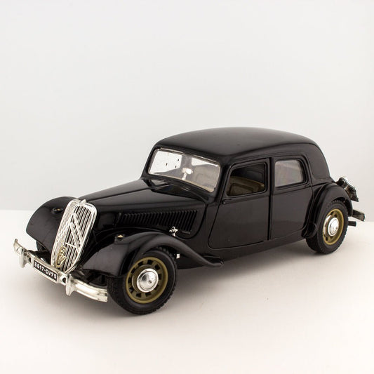 Bburago Citroen T.A. 15 CV, 1:24 Scale Diecast Good but Missing Headlights
