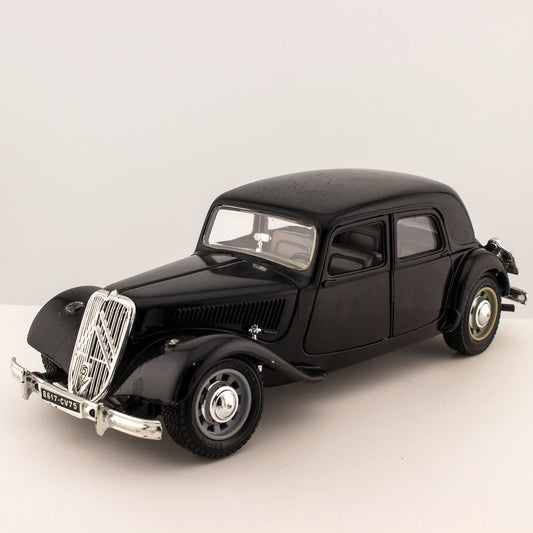 Bburago Citroen T.A. 15 CV, 1:24 Scale Diecast Very Good but Missing Headlights