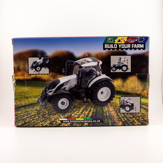 Britains 43215 VALTRA TZ54V Tractor, 1:32 Scale, Farm Vehicle Mint & Boxed