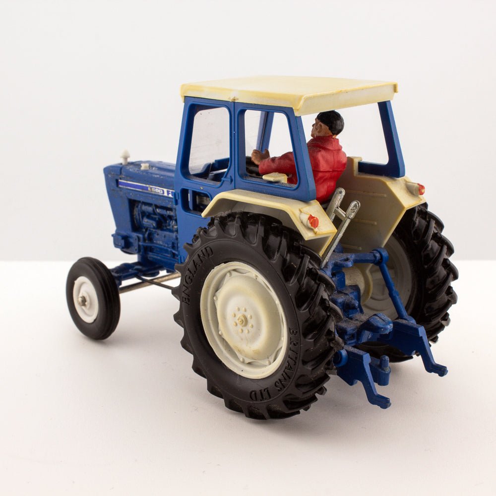 Britains 9524 Ford 6600, 1:32 Scale Tractor In Very Good Condition, Loose
