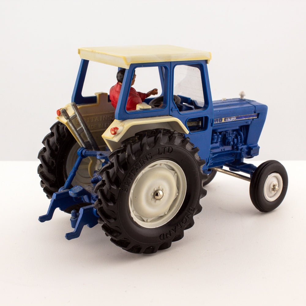 Britains 9524 Ford 6600, 1:32 Scale Tractor In Very Good Condition, Loose